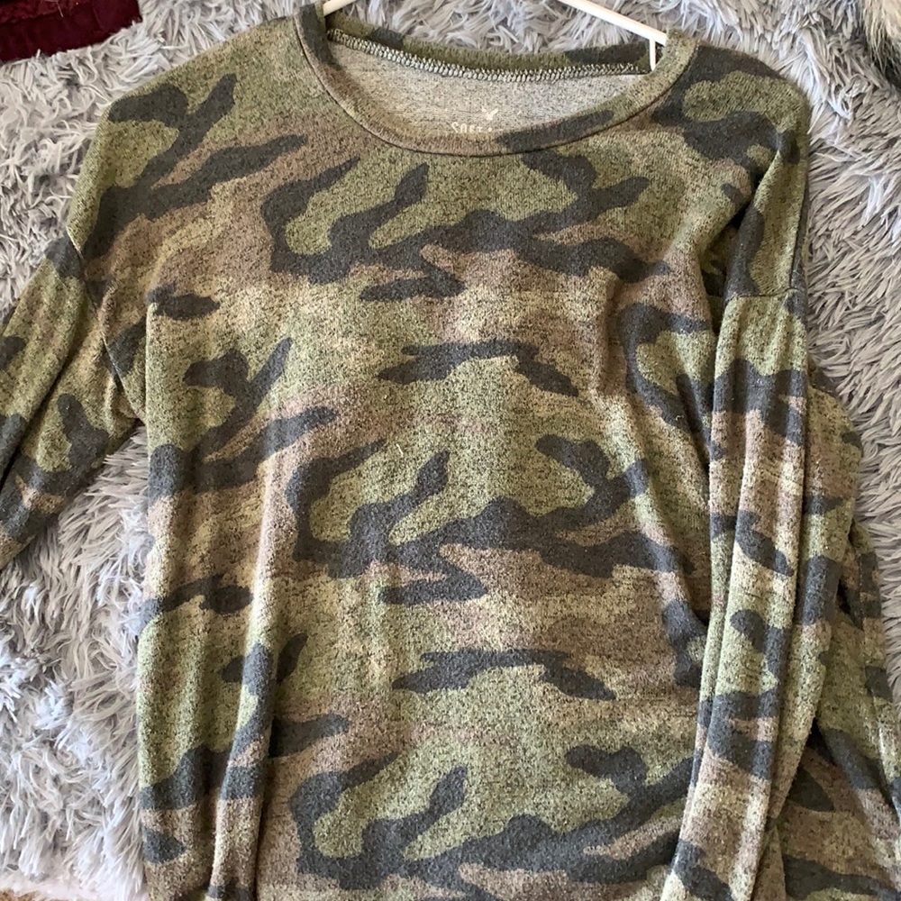 Long sleeve shirt